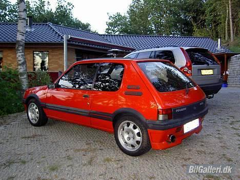 Peugeot 205 1.9 GTI billede 2