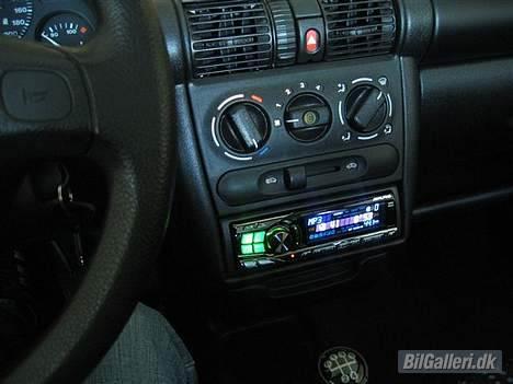 Opel Corsa B - Sport billede 11