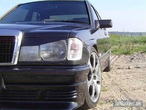 Mercedes Benz --(190 2,5)-- solgt billede 16