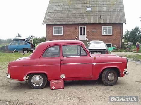 Ford Anglia SOLGT -  som hun er nu  billede 15