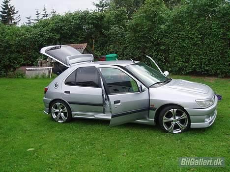 Peugeot 306 "Løven" - Sommer day... Ny anlæg monteret.. billede 9