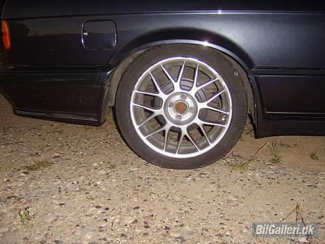 BMW E30 320 billede 8