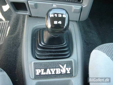 Ford Sierra Sedan **SOLGT** billede 14