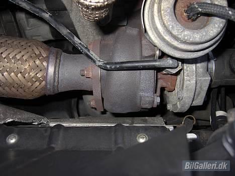 VW Passat TDI Highline - Ja ja, den er ikke stor, men det er en turbo. billede 13