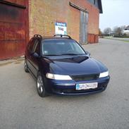 Opel Vectra B Wagon 1.8 16v Solgt