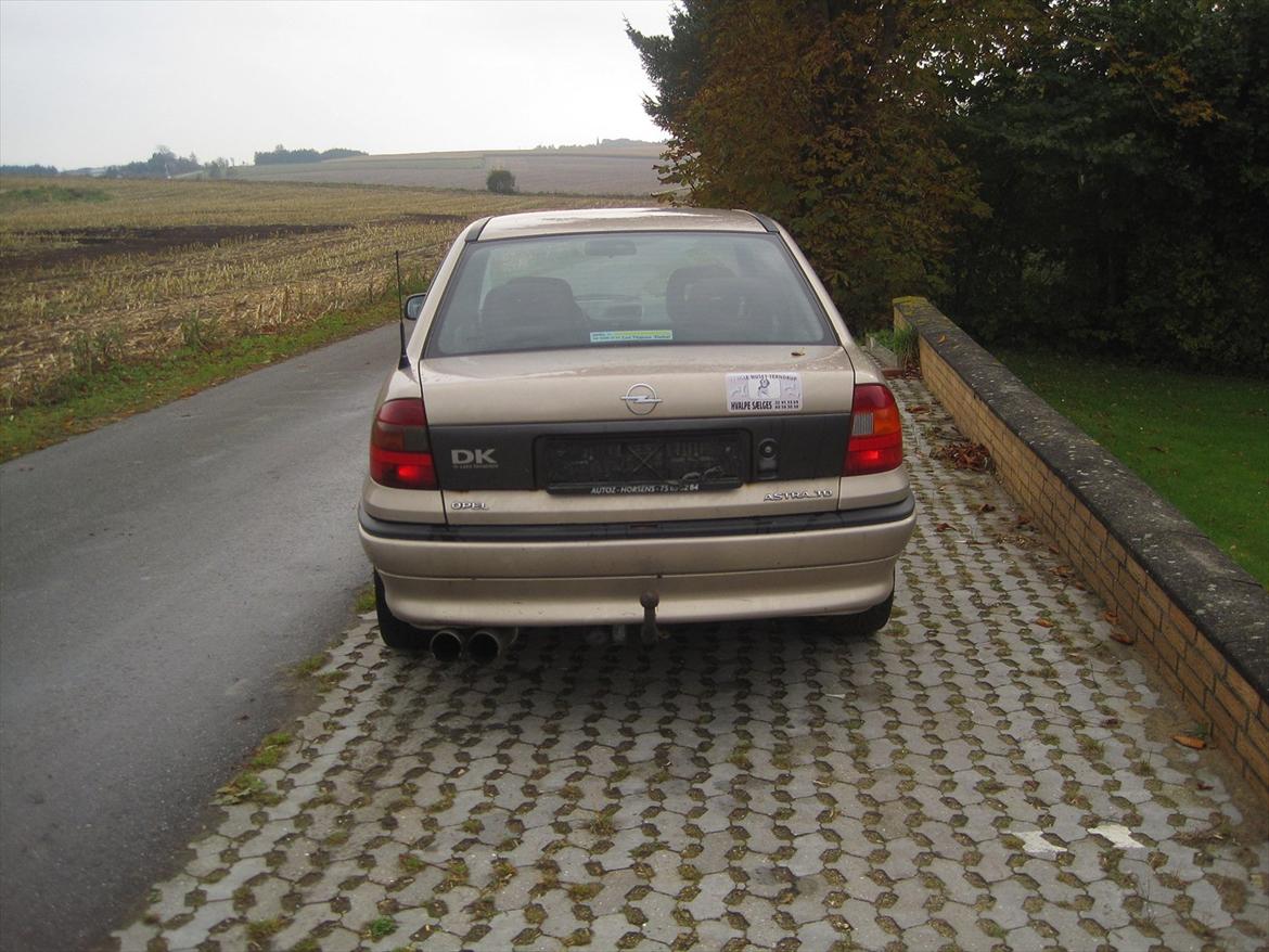 Opel Astra 1,7 TDL billede 6