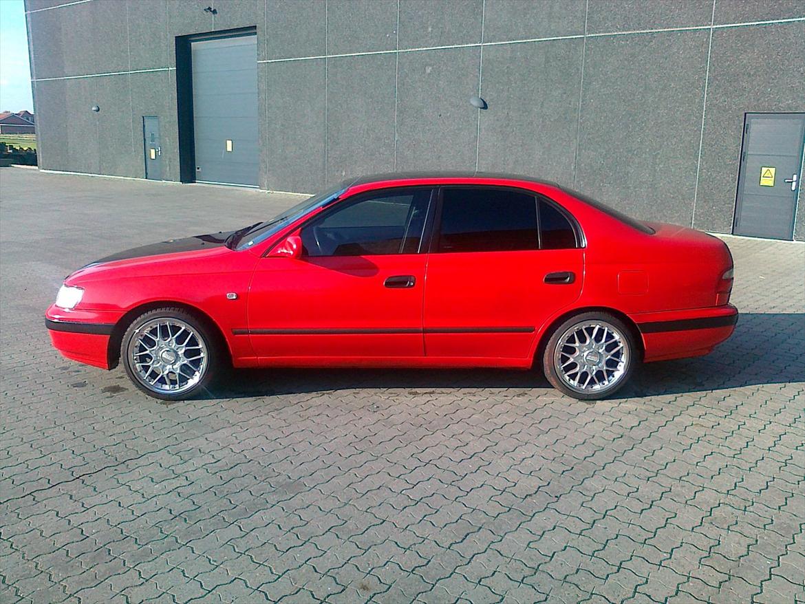 Toyota Carina e Red and Black billede 4