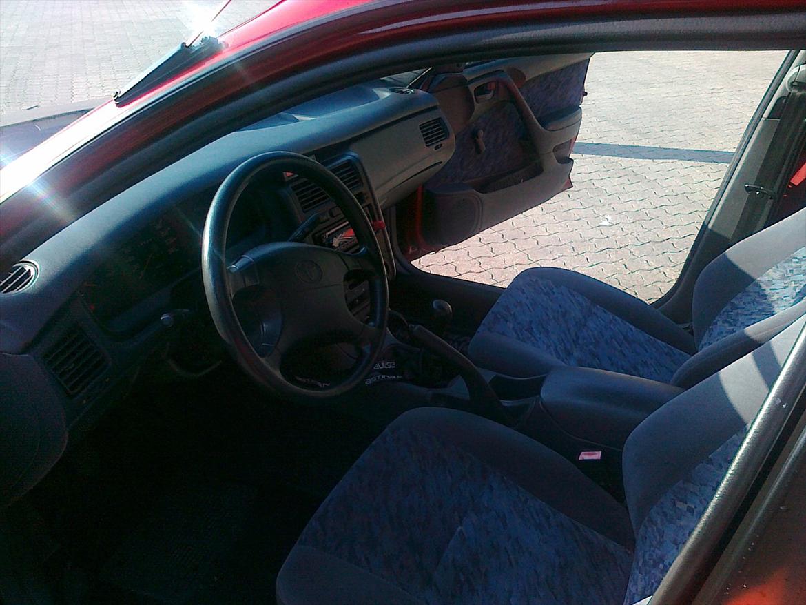 Toyota Carina e Red and Black billede 8