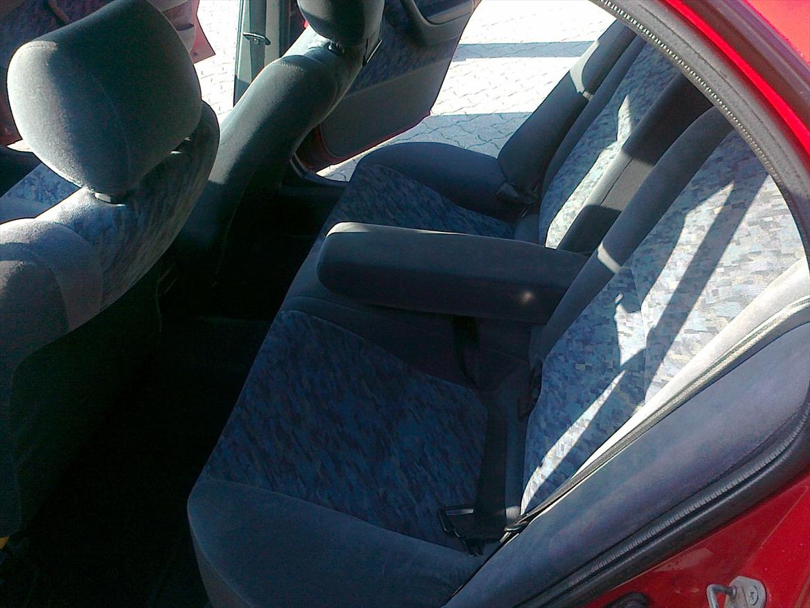 Toyota Carina e Red and Black billede 9