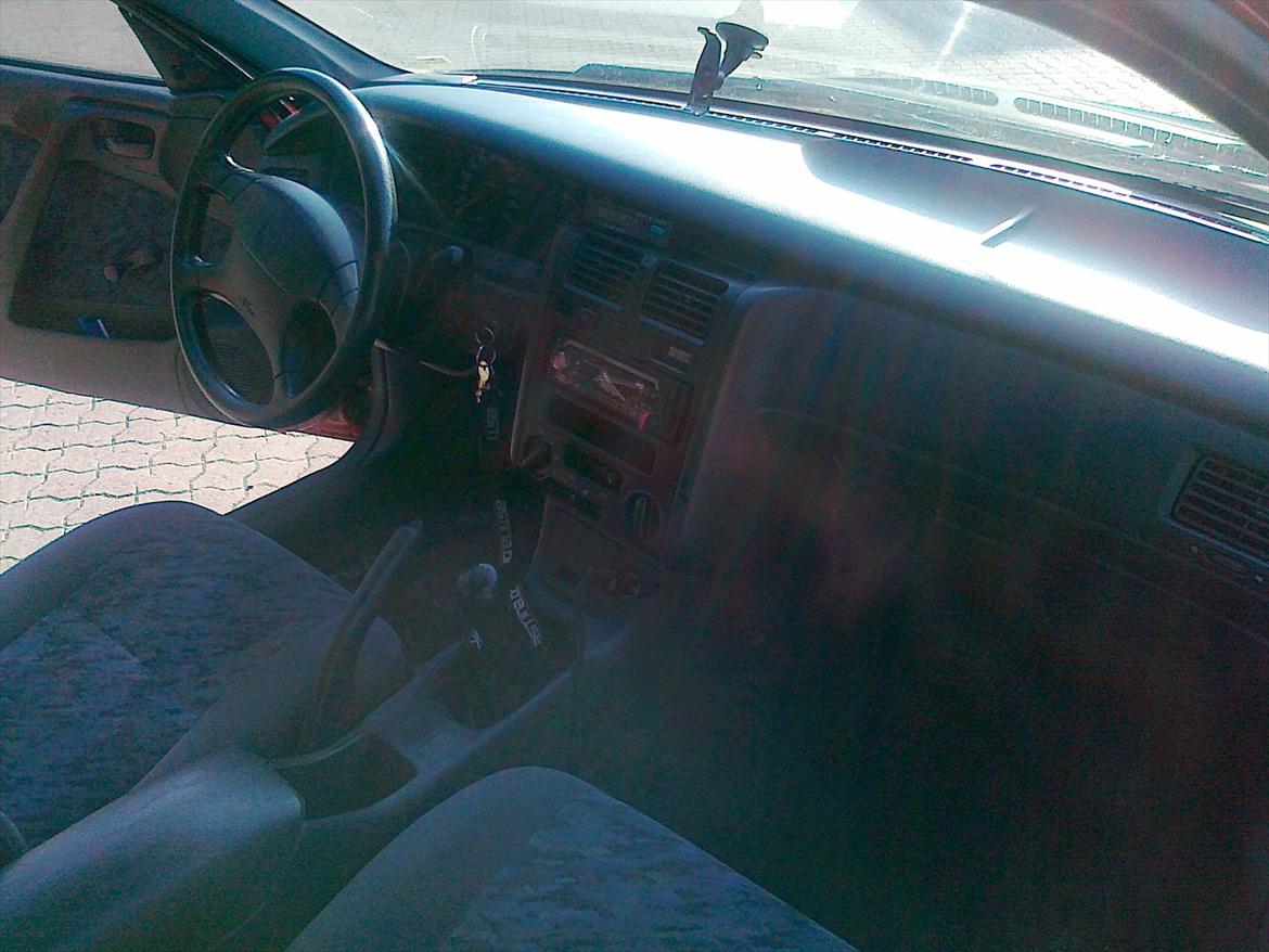 Toyota Carina e Red and Black billede 10