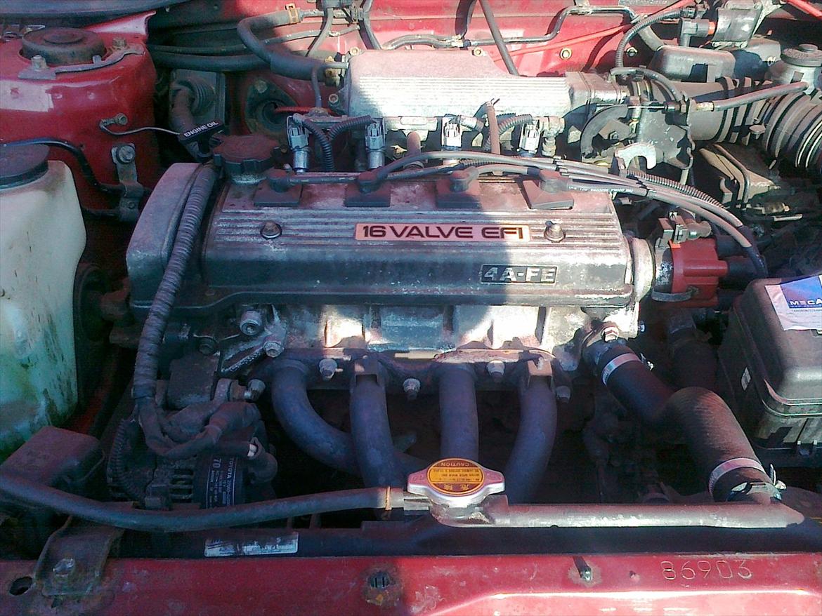 Toyota Carina e Red and Black billede 13