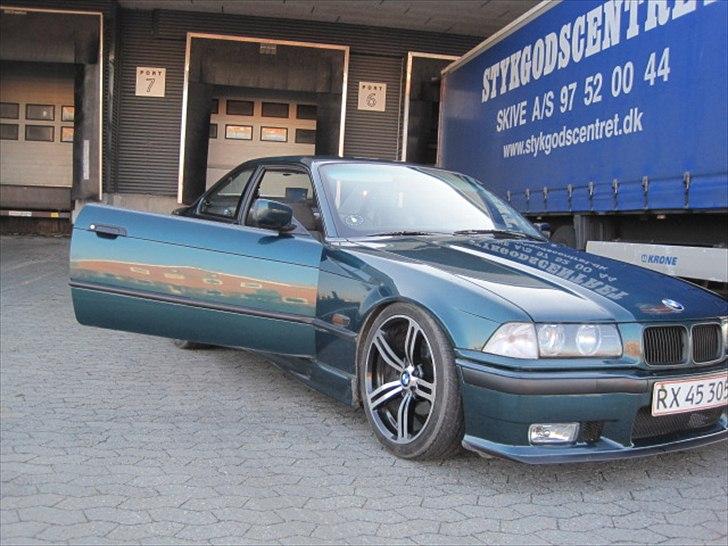 BMW e36 328i coupe' billede 7