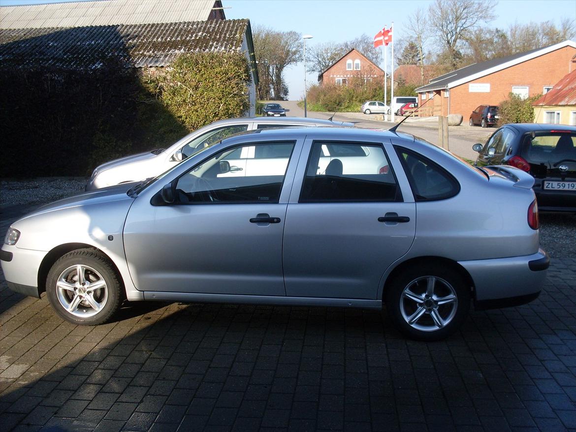 Seat Cordoba Classic - Bilen med sommerhjul billede 15