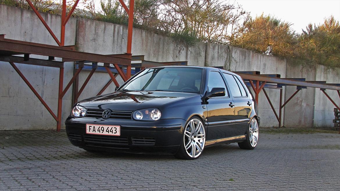 VW Golf 3 VR6 OEM billede 1