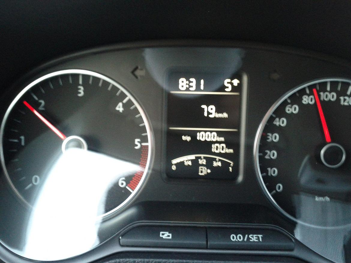 VW Polo 6R 1.6 TDI BM - Så har den lige rundet 100 km :) billede 14