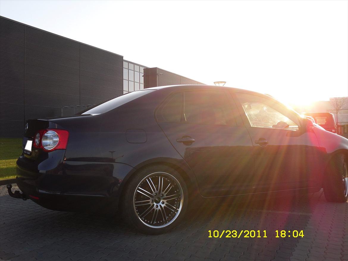 VW Jetta 1,9 TDI *solgt* billede 3