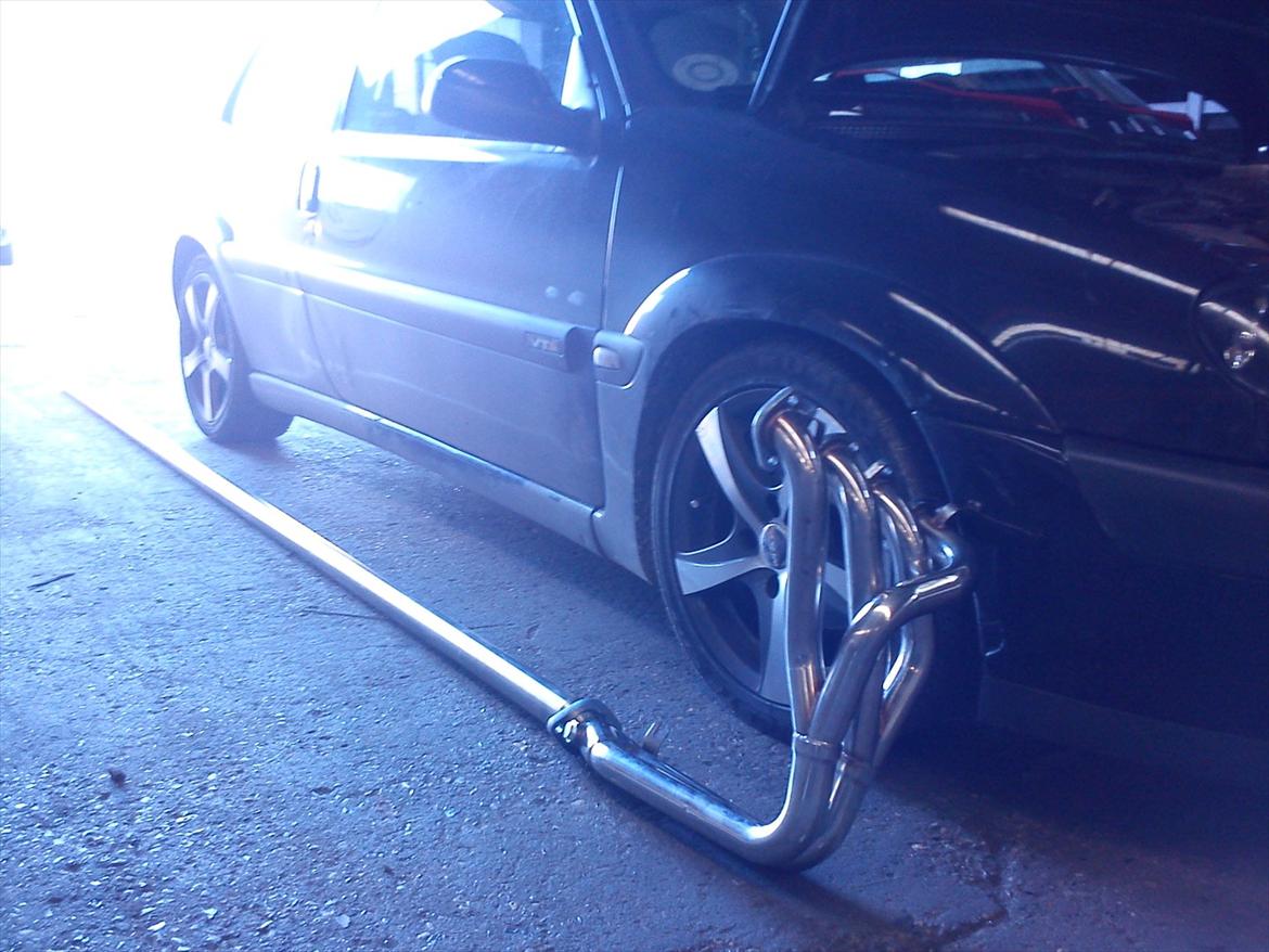 Citroën Saxo 1,6 vts 8v Sport. billede 6