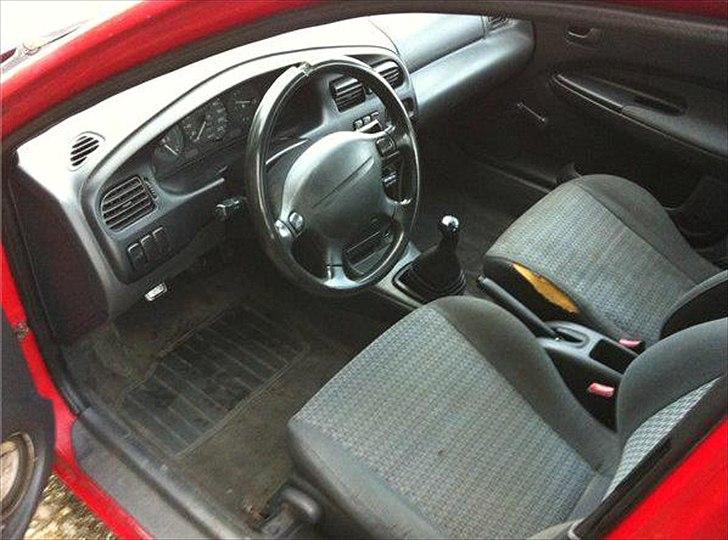Mazda 323 billede 6