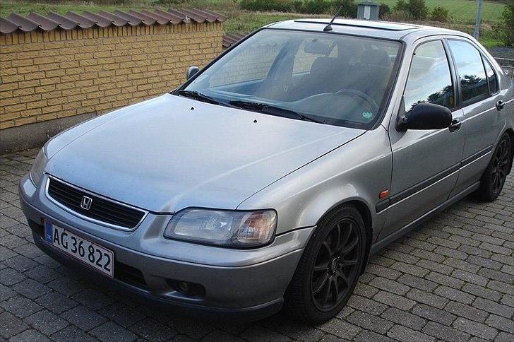 Honda Civic 1.6i LS billede 1