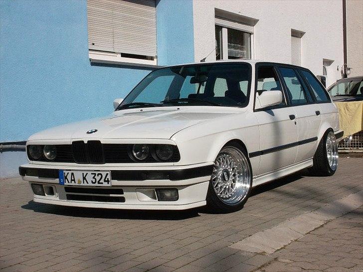 BMW E30 324TD Touring billede 1