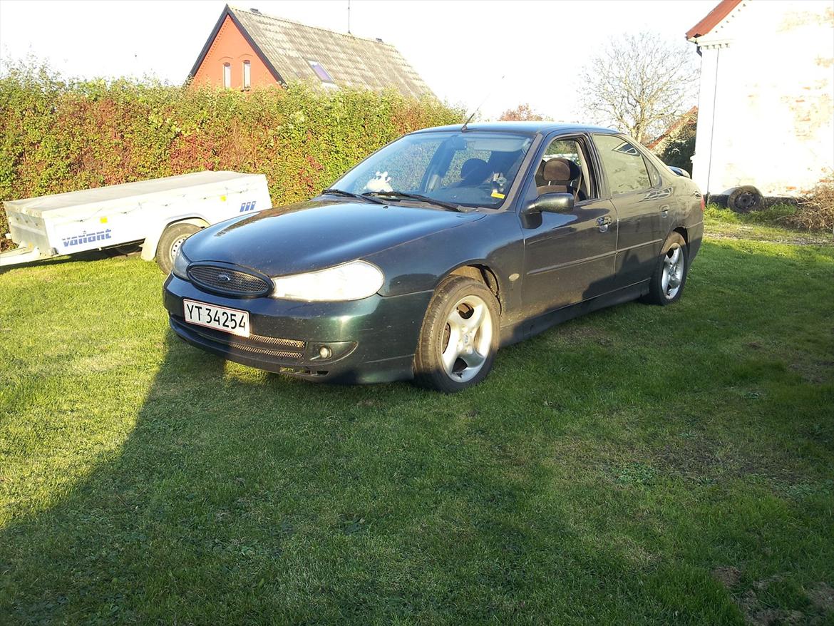 Ford Ford Mondeo 2.5 v6 ghia  billede 1