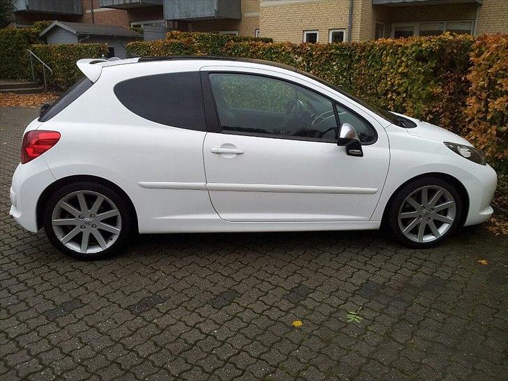 Peugeot 207 RC (Solgt) - så blev den sænket med Eibach Pro kit (35mm) billede 4