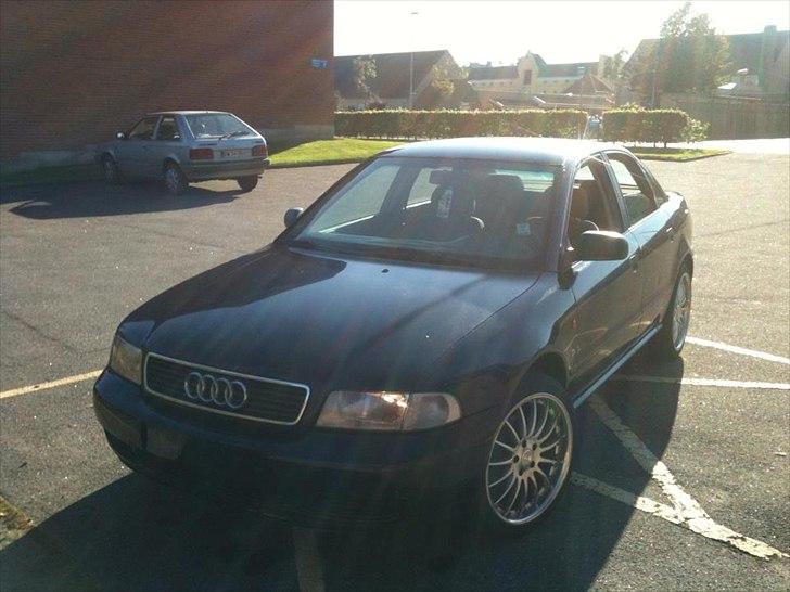 Audi A4 B5 billede 1