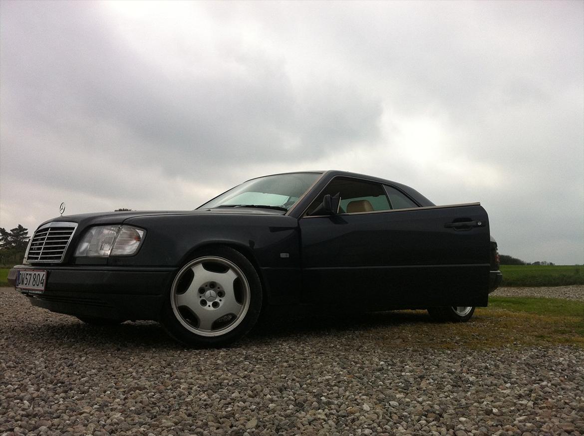 Mercedes Benz 300 CE Coupé billede 4