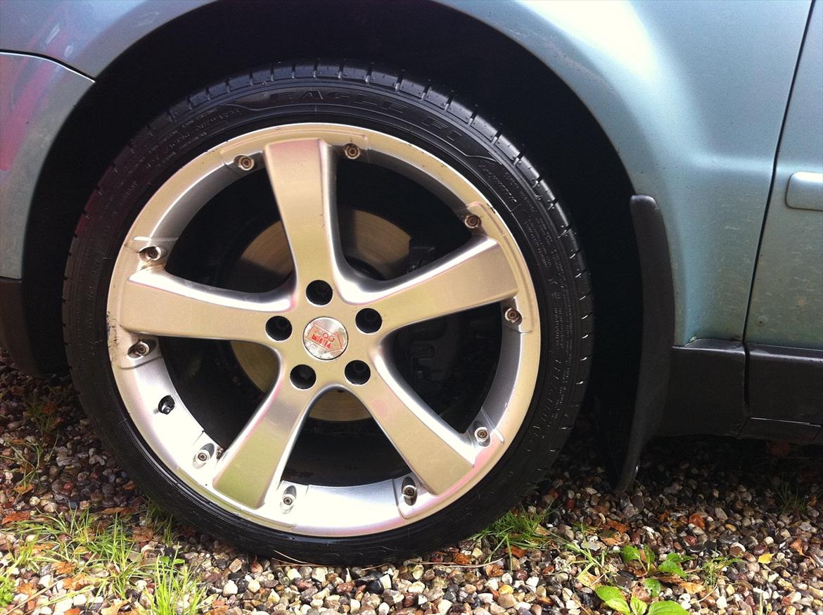 VW Passat 2,5 V6 TDI Variant SOLGT billede 4