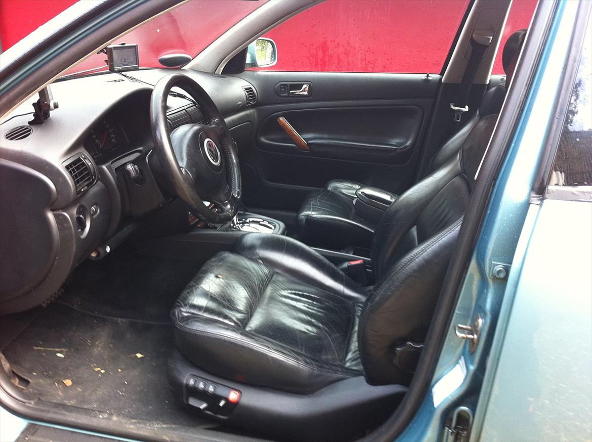 VW Passat 2,5 V6 TDI Variant SOLGT billede 5