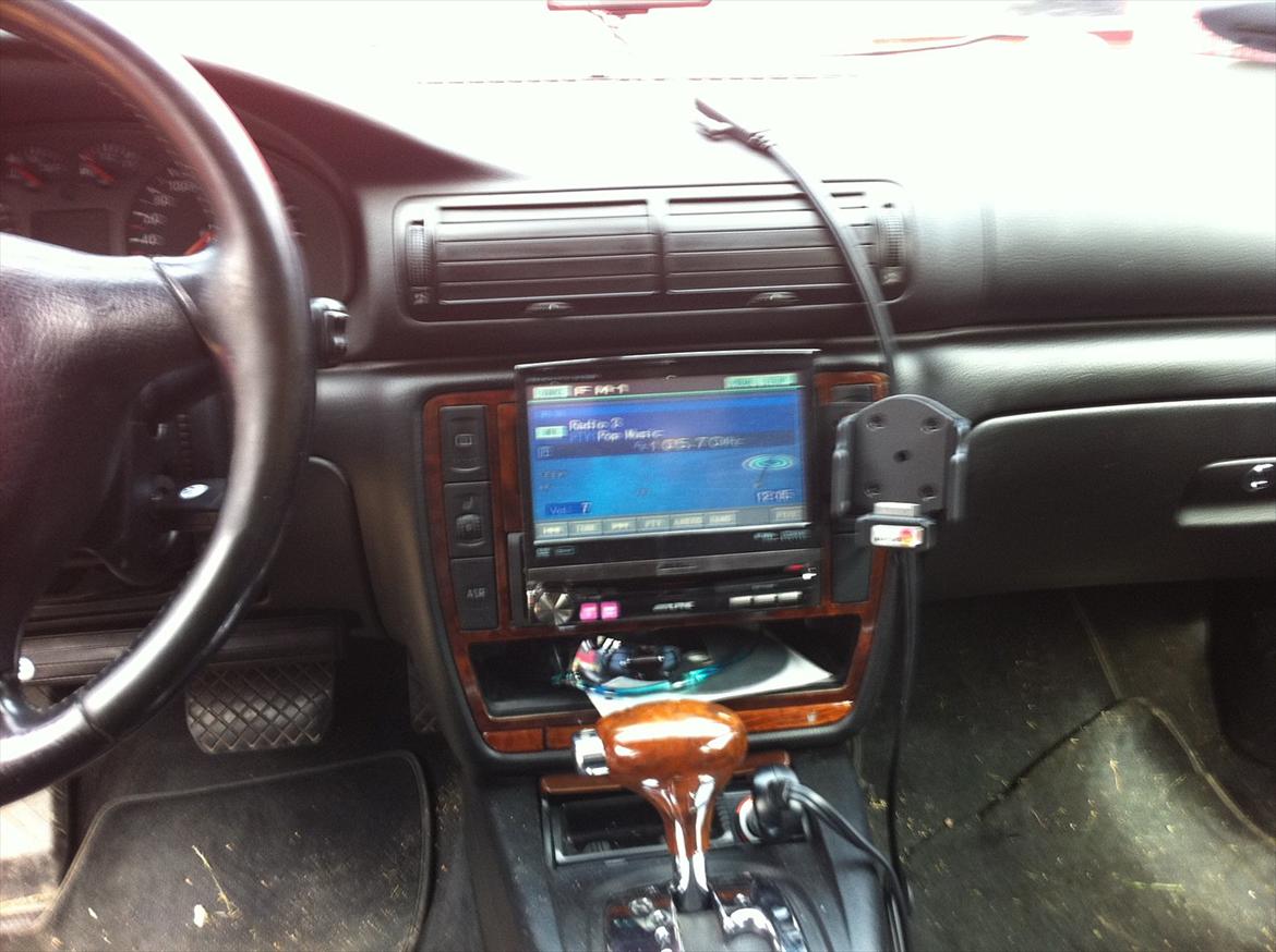 VW Passat 2,5 V6 TDI Variant SOLGT billede 8