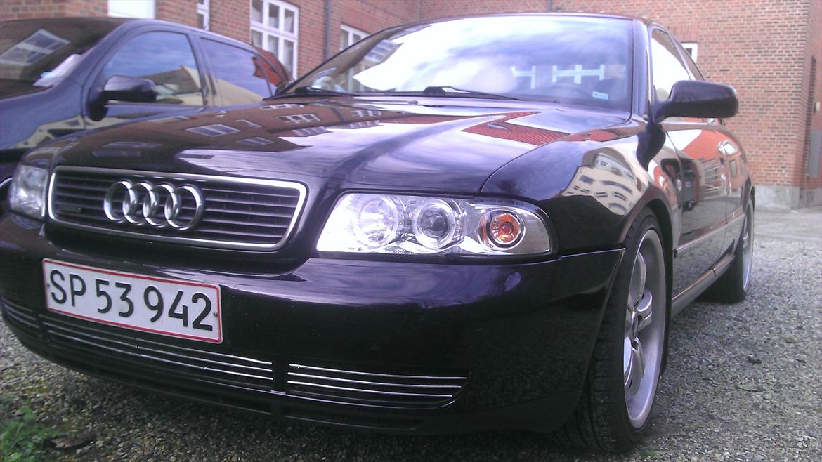 Audi A4 Limousine billede 1