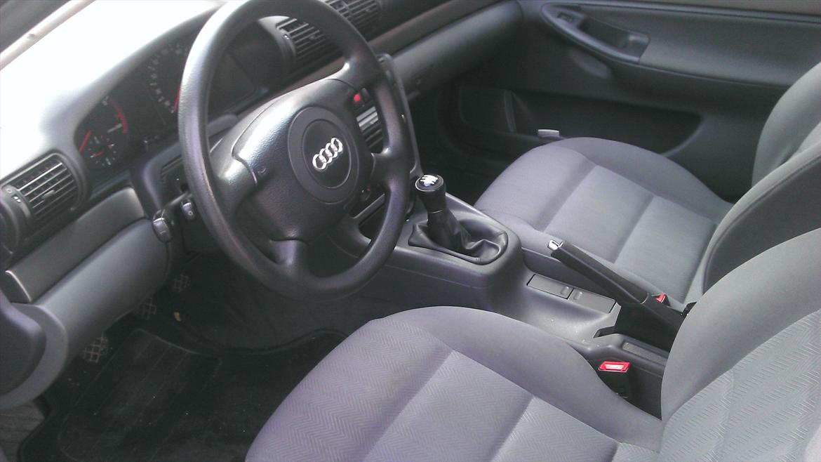 Audi A4 Limousine billede 11