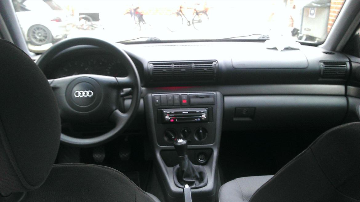Audi A4 Limousine billede 13