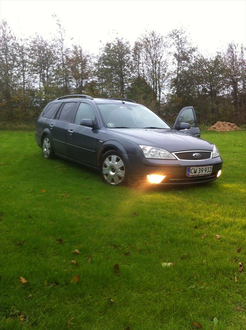 Ford Mondeo 2,0 Ghia TDCI...SOLGT... - Vinter 2011 billede 1