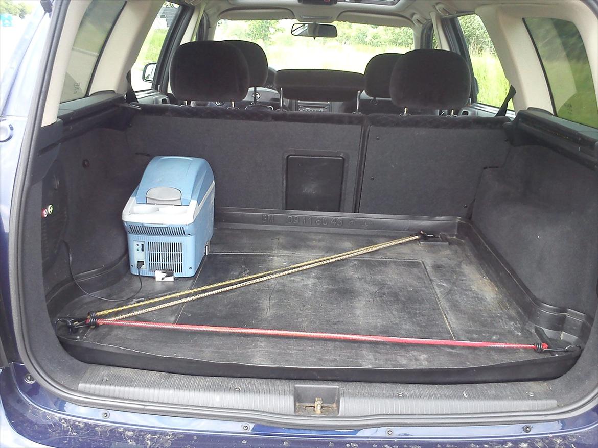 Opel Astra 1,6 - Gad vide hvad dét kan bruges til... billede 11