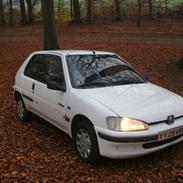 Peugeot 106 1.4i "Cashmere" (SOLGT)