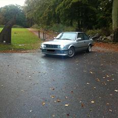 BMW E30 320i SOLGT