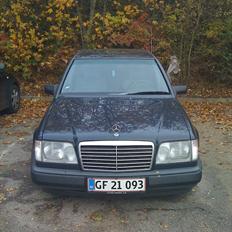 Mercedes Benz W124 260/300E AUT.