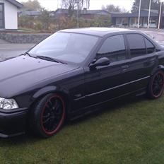BMW E36 320i [SOLGT]