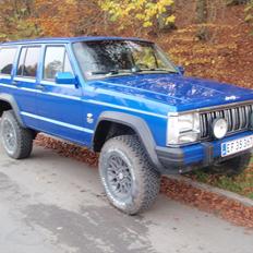 Jeep Cherokee (hvide plader) ..solgt til Jens F.