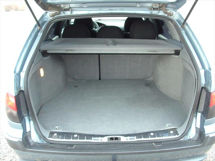 Peugeot 406 1,8 st.car billede 8