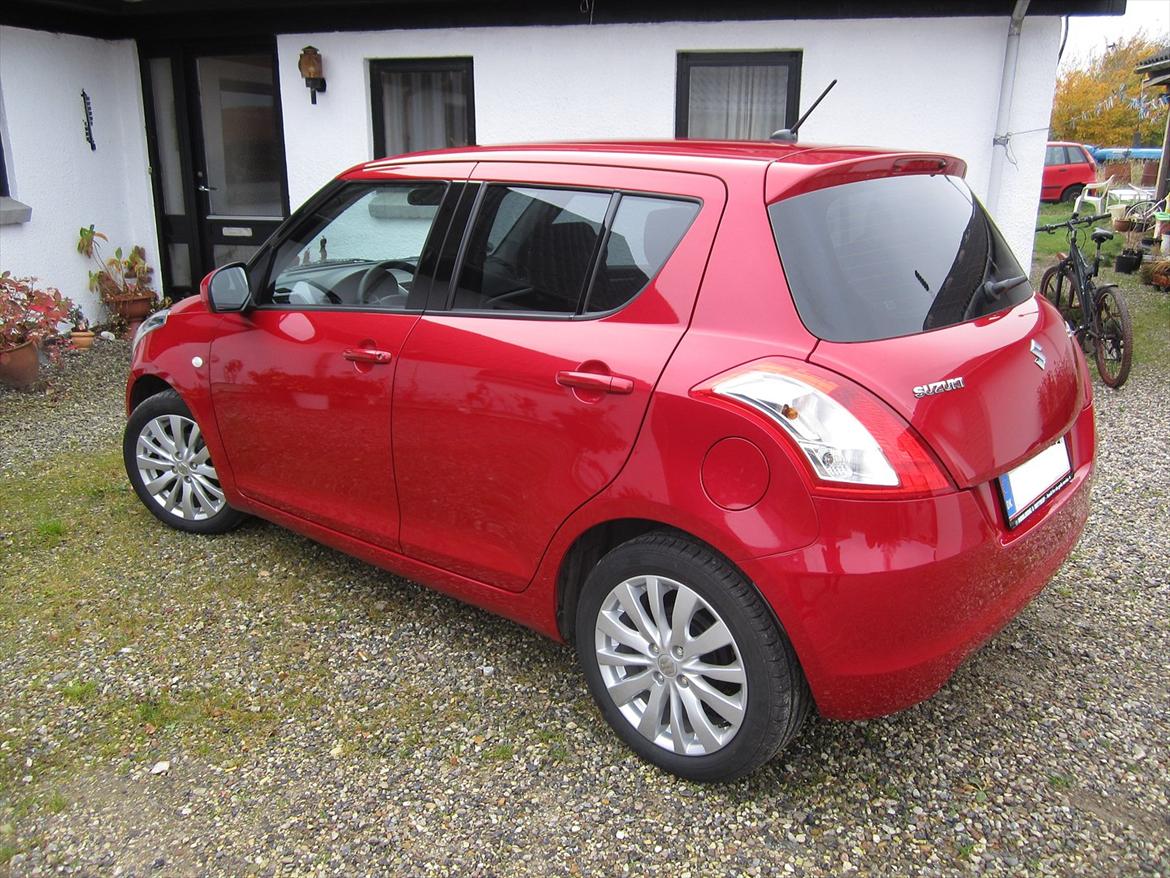 Suzuki Swift Eco+ S billede 2