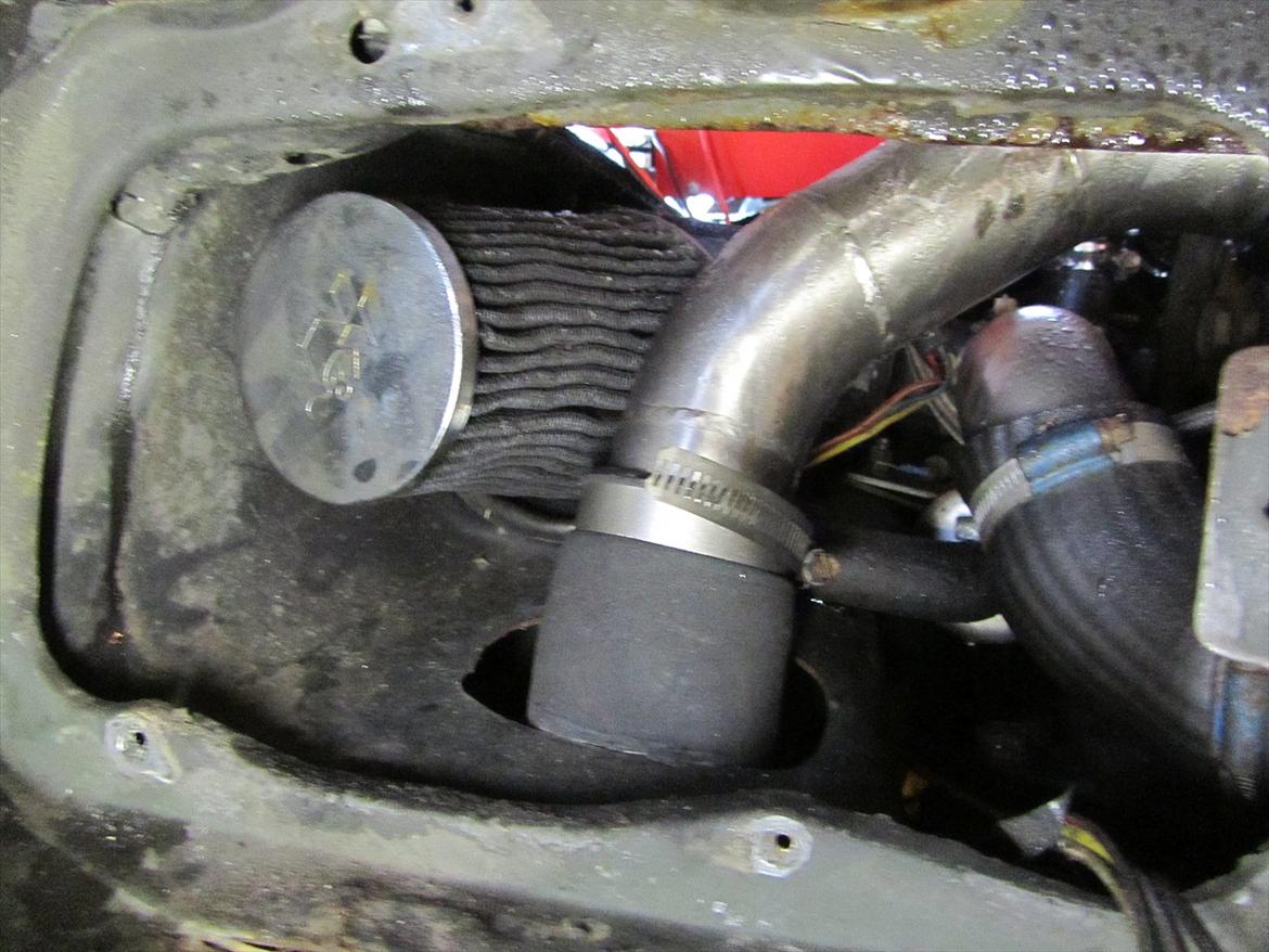 VW polo hit - Gammel udslidt filter.. Har et næsten nyt som skal monteres når alt andet spiller igen. billede 14