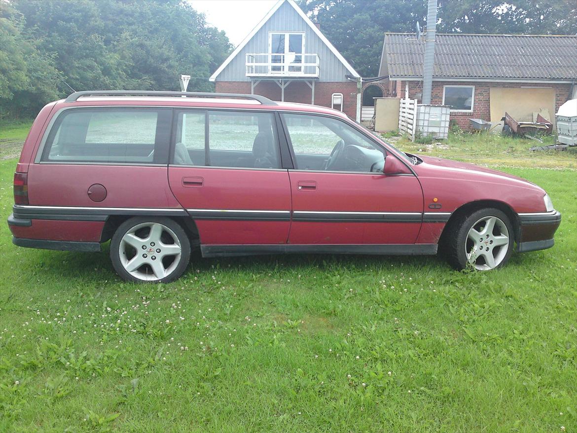 Opel Omega A CD Caravan Stc Car  billede 6
