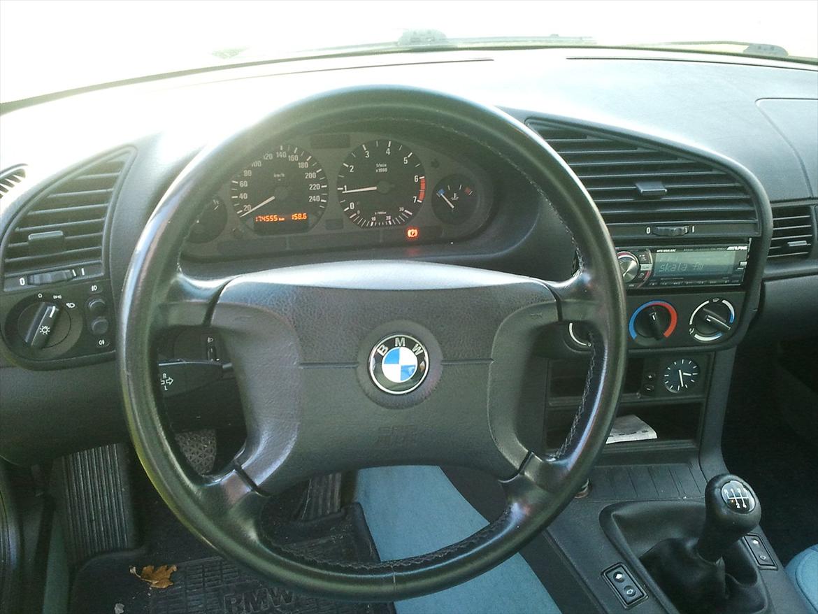 BMW E36 318i. billede 5