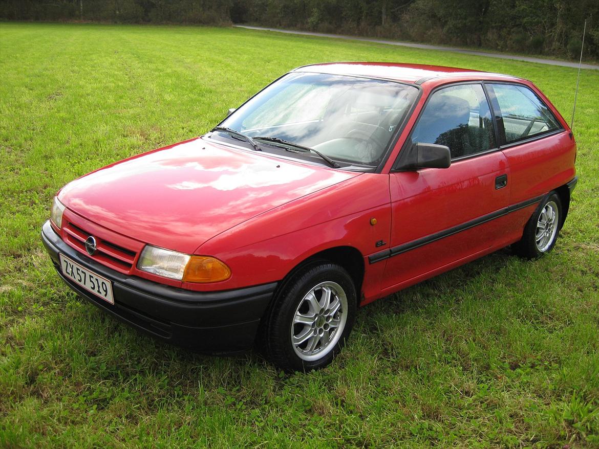 Opel astra F billede 1