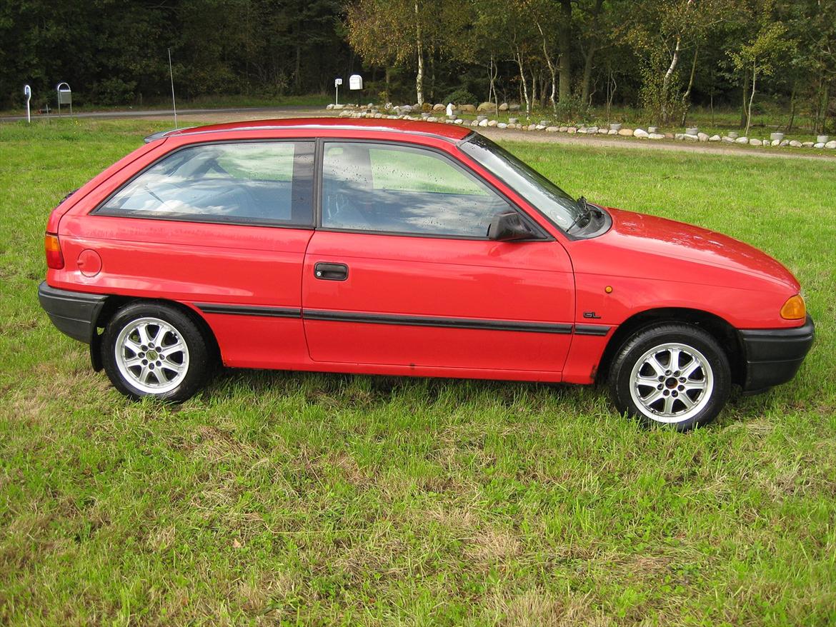 Opel astra F billede 4