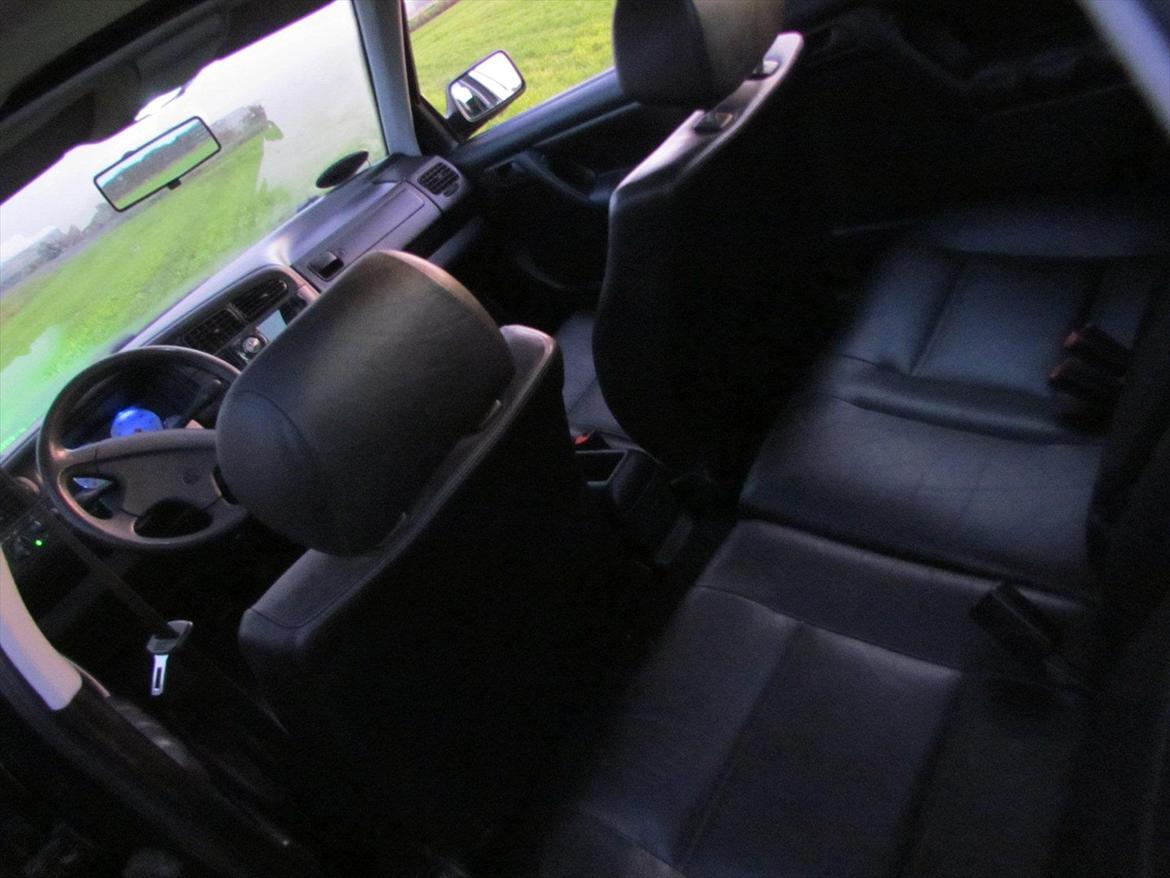 VW Vento 1,8 "SOLGT" billede 8