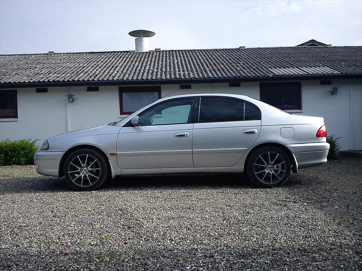 Toyota Avensis T22 billede 10